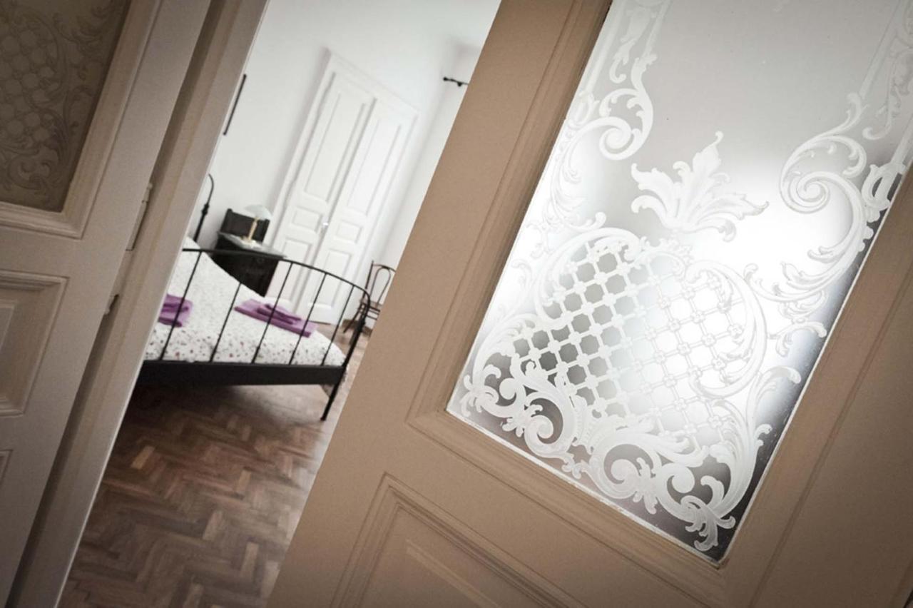 Domus Liberta - Boutique Rooms Trieste Exterior foto